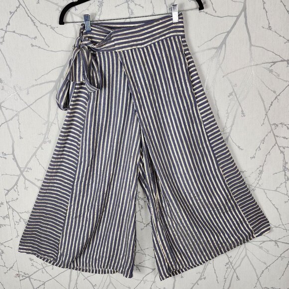 Eva Franco Metallic Stripe Tie Waist Flowy Cropped Palazzo Pants - Picture 1 of 7